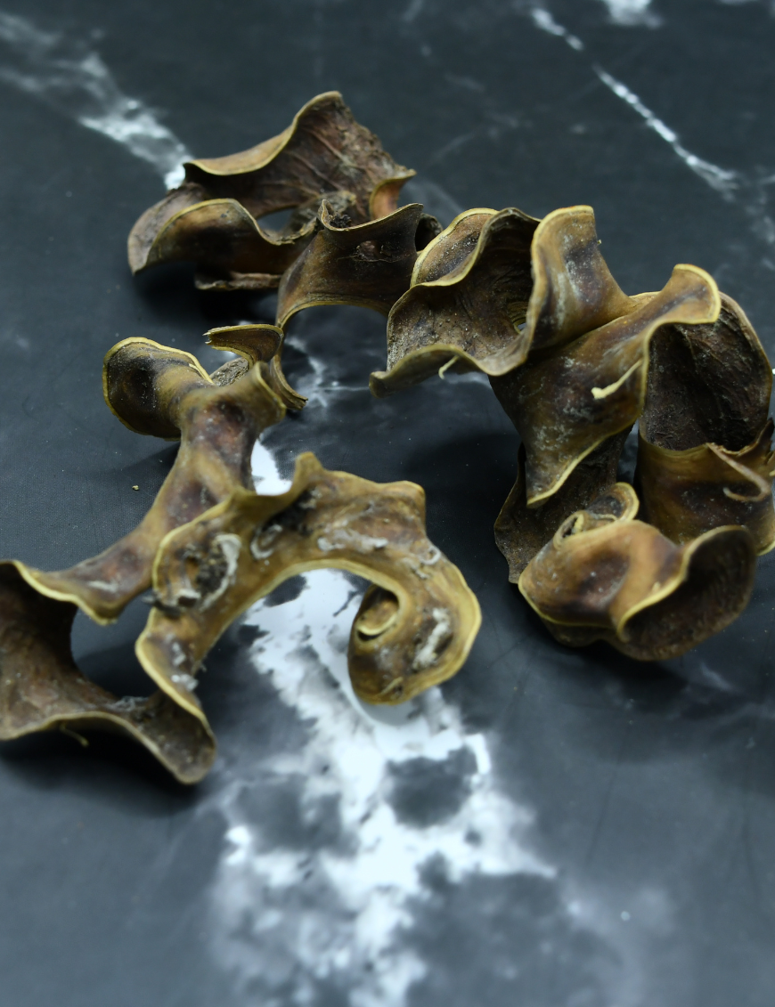 curly pods